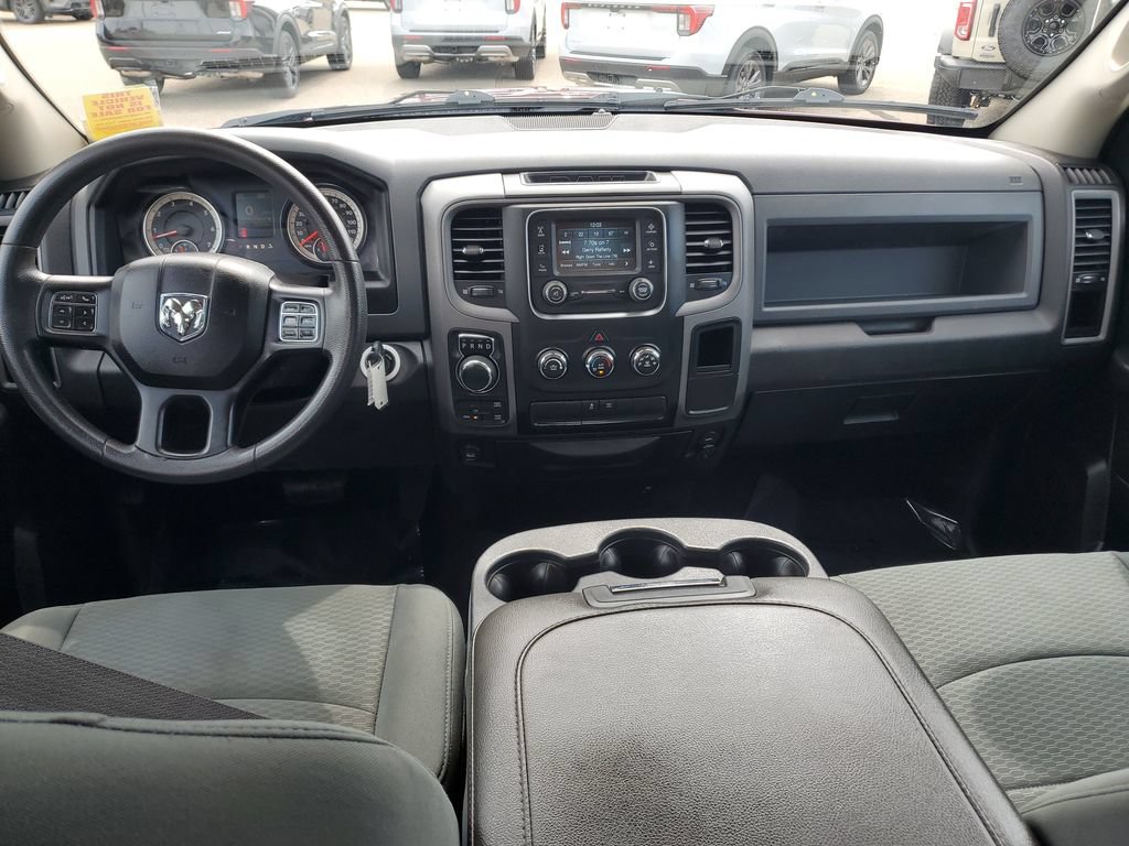 Used 2019 RAM 1500 Express w/ Express Value Package AWD/4WD image 10