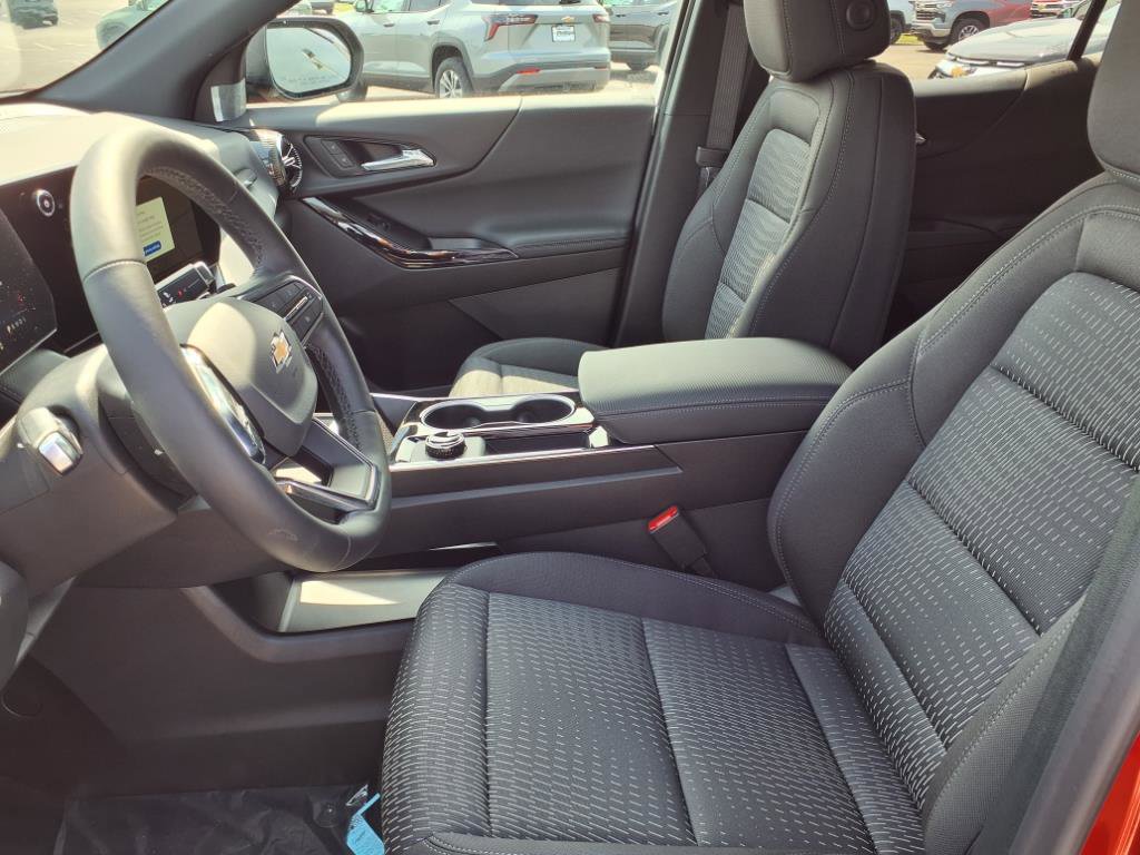 New 2026 Chevrolet Equinox LT image 11