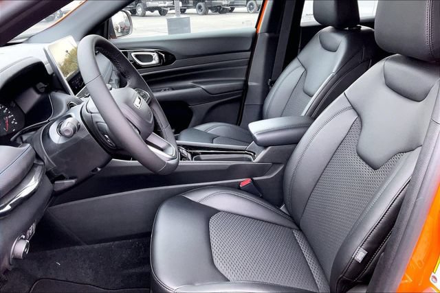 New 2026 Jeep Compass Latitude AWD/4WD image 9