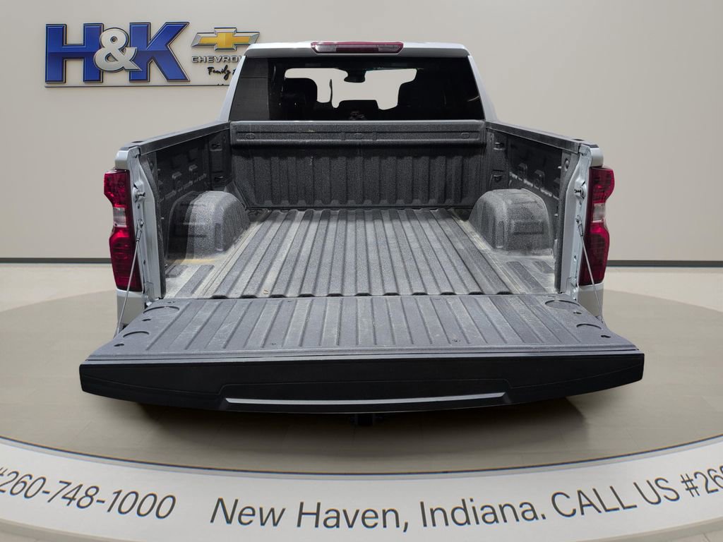 Used 2022 Chevrolet Silverado 1500 LT AWD/4WD image 27
