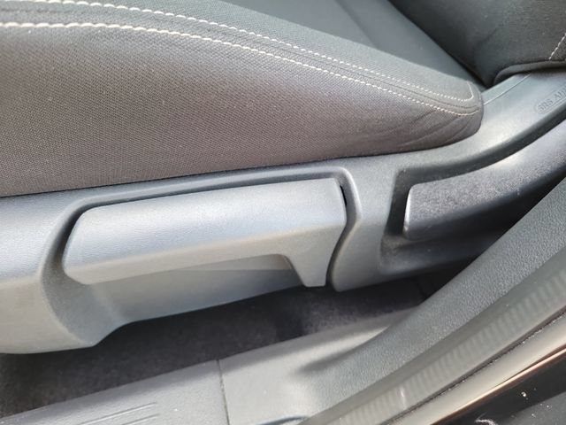 Used 2024 Nissan Rogue S FWD image 17