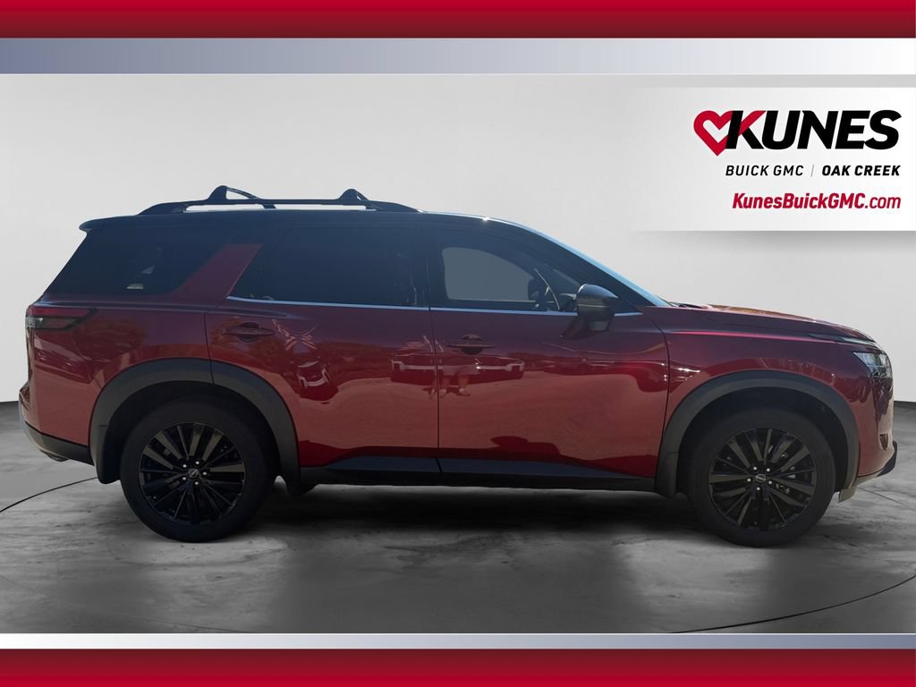 Used 2024 Nissan Pathfinder SL w/ SL Premium Package AWD/4WD image 10