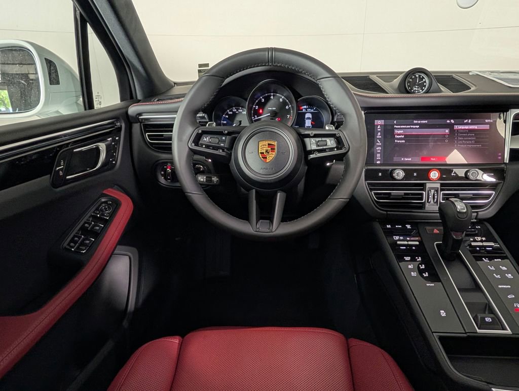 New 2026 Porsche Macan image 21