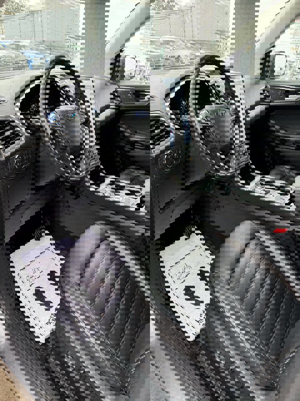 Used 2021 Ford Edge SEL w/ Cargo Accessory Package image 10