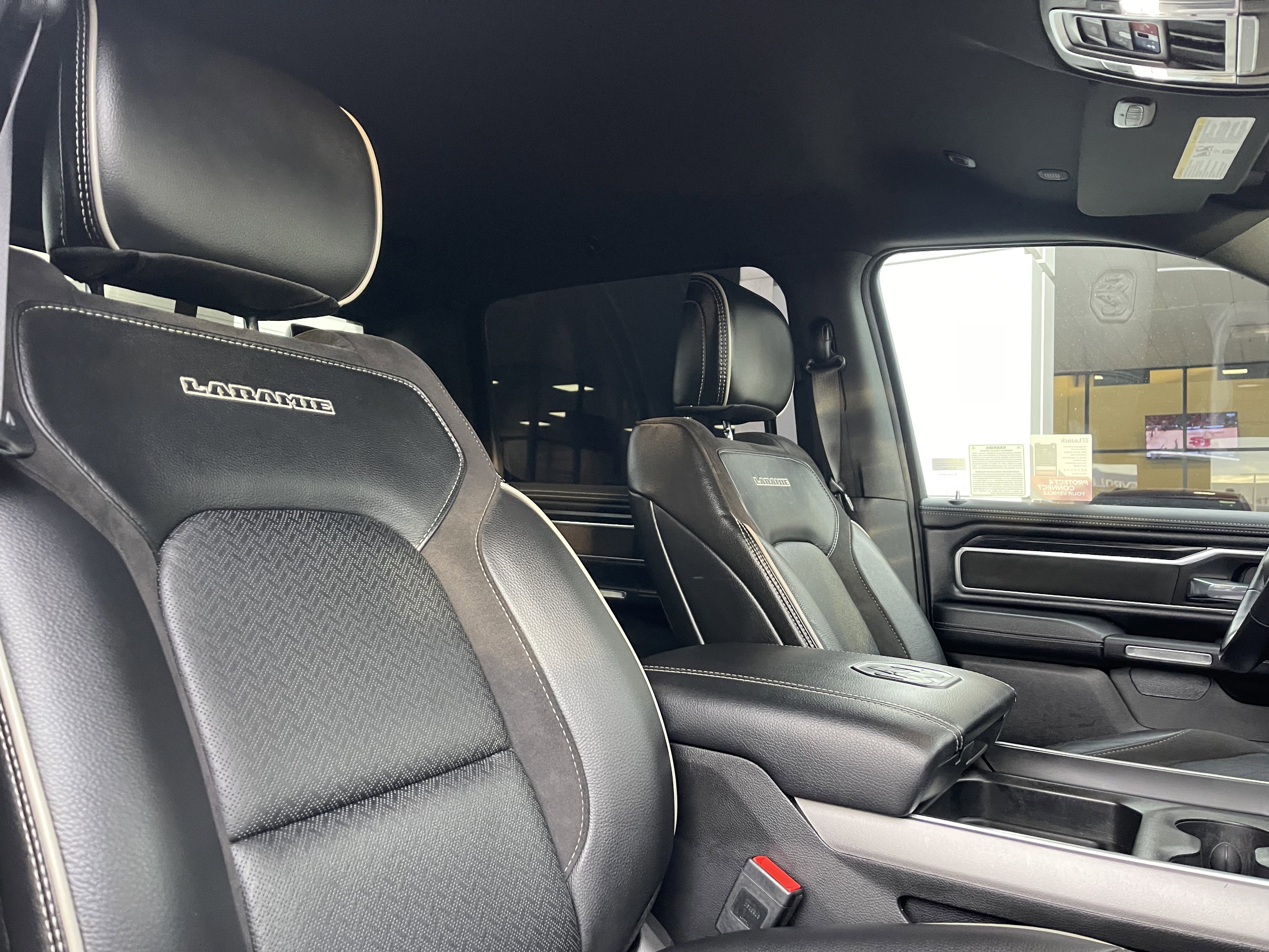 Used 2023 RAM 1500 Laramie image 24