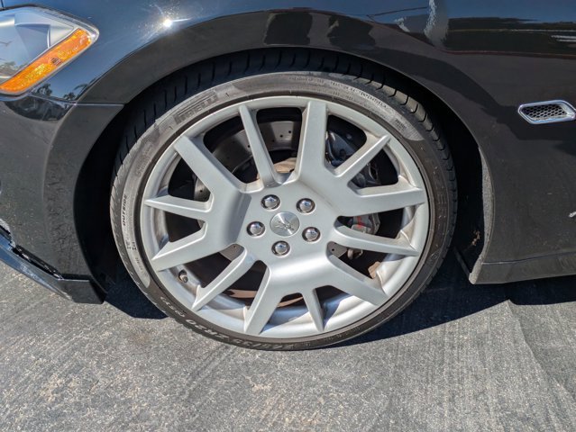 Used 2011 Maserati GranTurismo S image 10