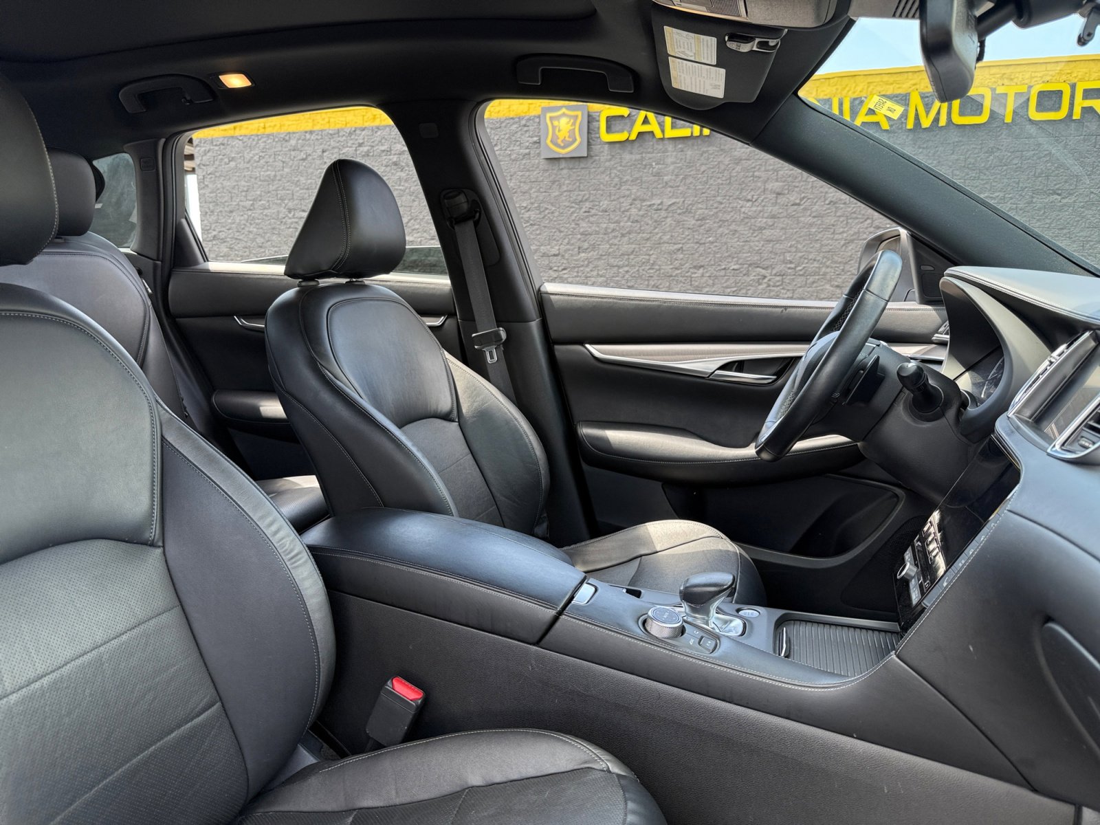 Used 2022 INFINITI QX50 Luxe w/ Appearance Package image 19