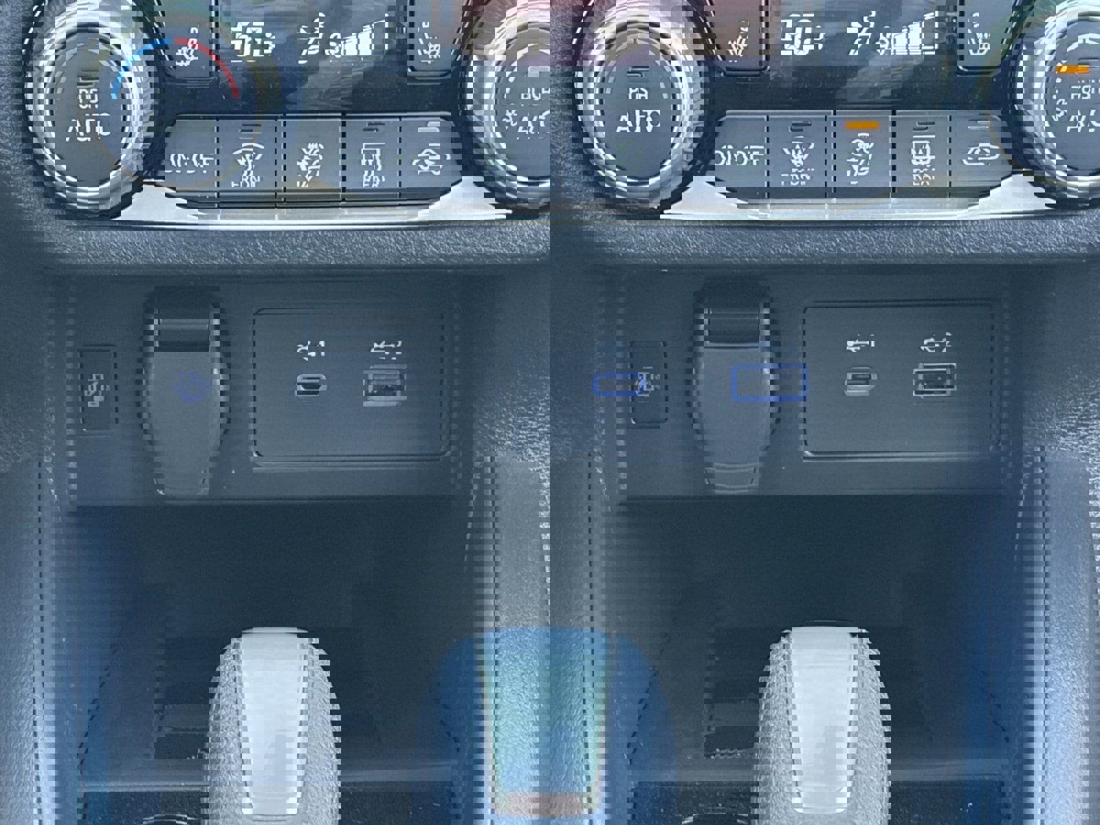 New 2025 Nissan Versa SR w/ Trunk Package image 30