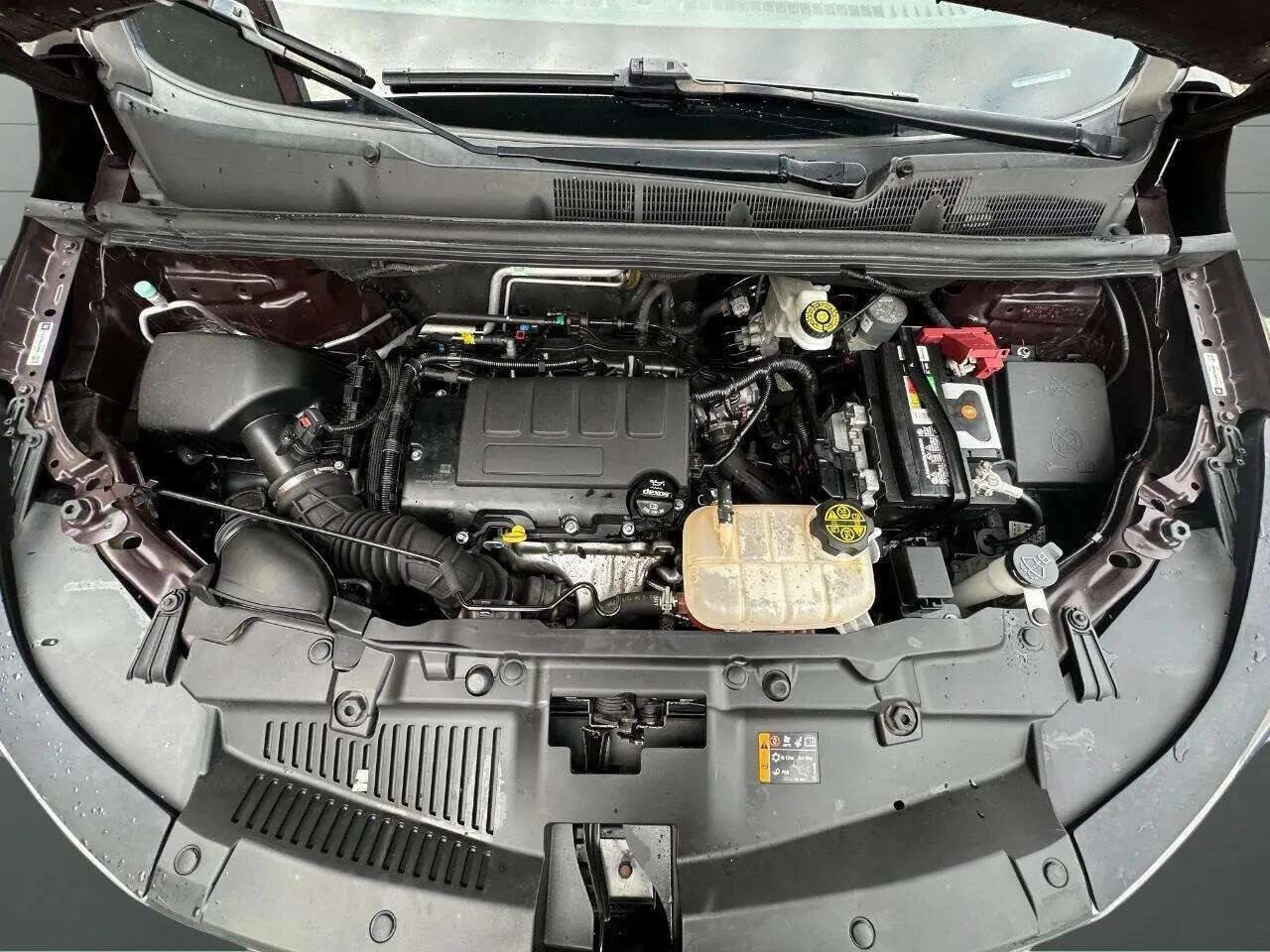 Used 2020 Chevrolet Trax LS image 25