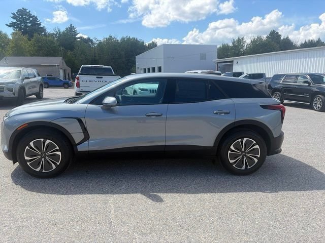 New 2026 Chevrolet Blazer EV LT AWD/4WD image 3
