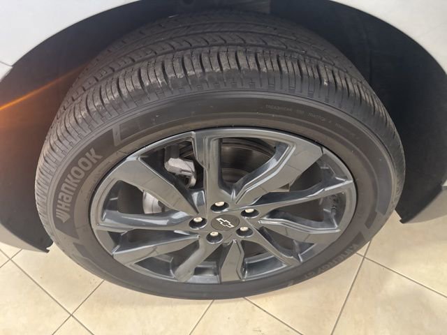 Used 2024 Chevrolet Equinox RS w/ RS Leather Package image 29