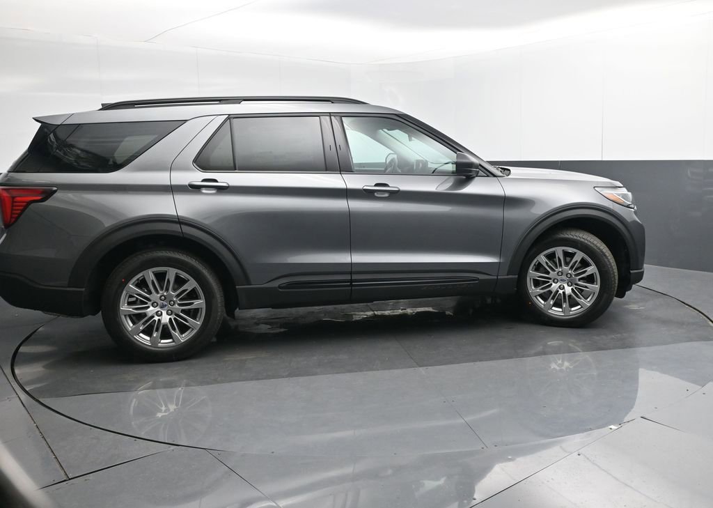 New 2026 Ford Explorer Active w/ Active Comfort Package image 7