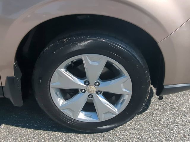 Used 2014 Subaru Forester 2.5i Premium w/ All-Weather Package AWD/4WD image 12