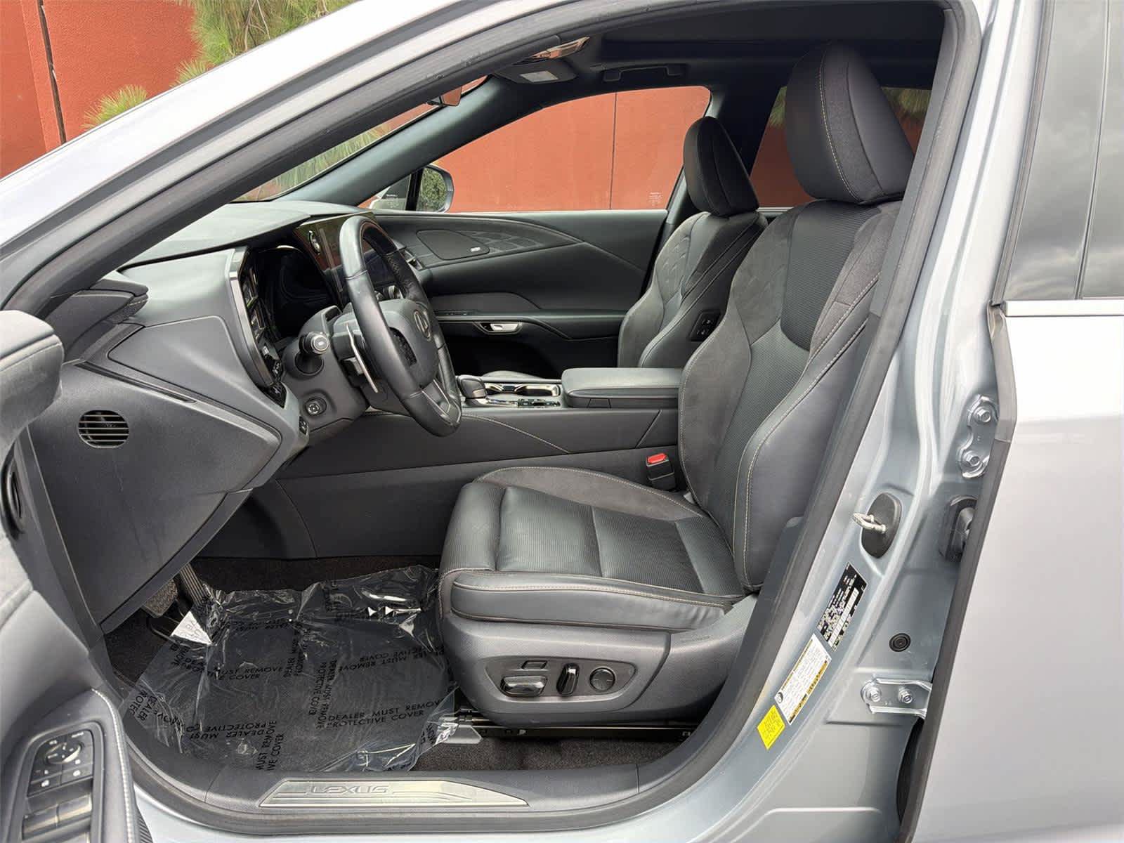 Used 2024 Lexus RX 450h AWD w/ Convenience Package image 12