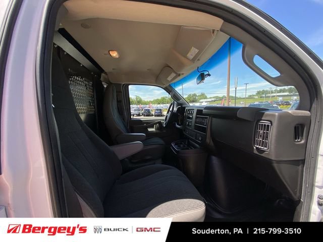 Used 2024 Chevrolet Express 2500 w/ Driver Convenience Package RWD image 30