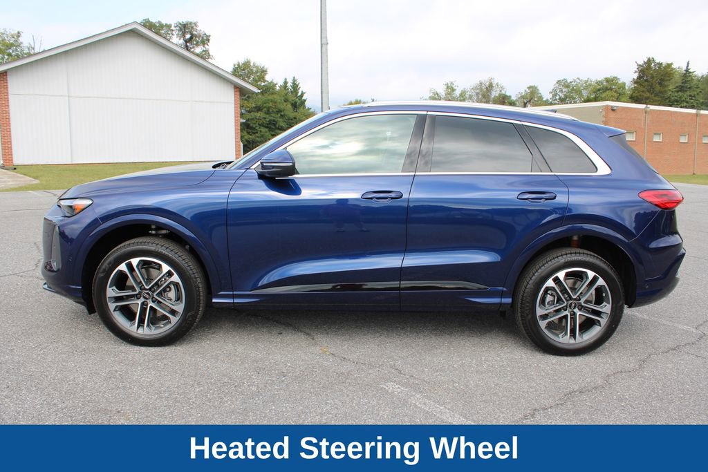 Certified 2025 Audi Q5 Premium Plus w/ Premium Plus AWD/4WD image 7