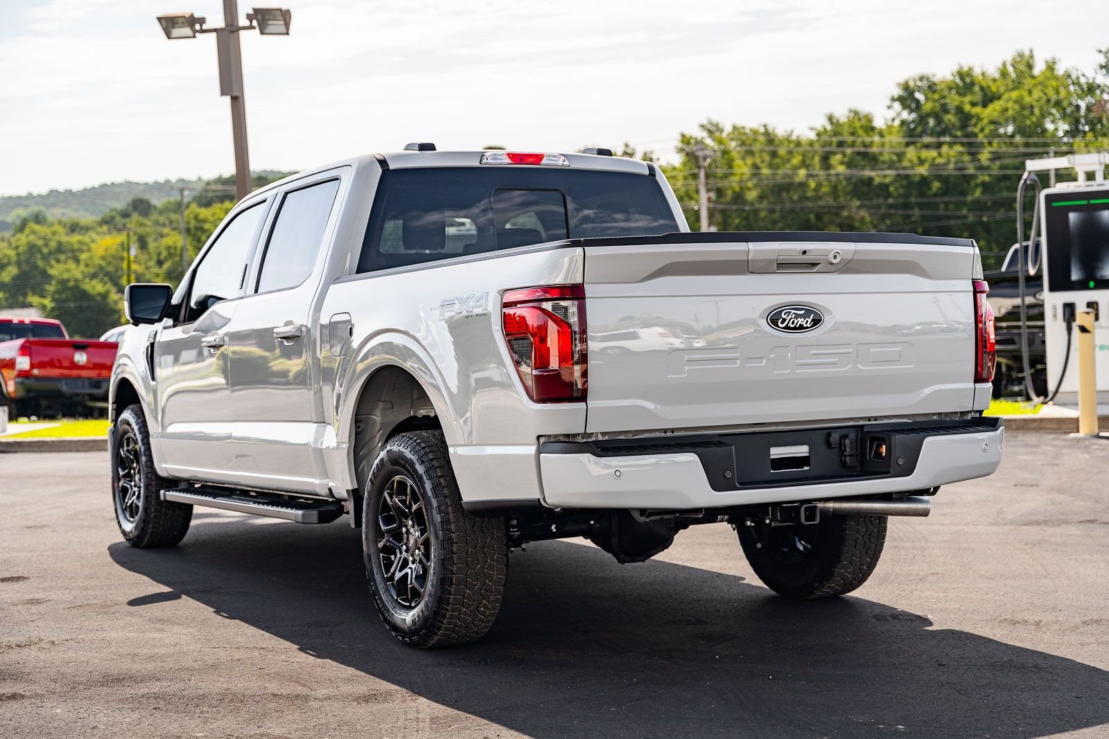 New 2026 Ford F150 XLT w/ Equipment Group 302A MID AWD/4WD image 3