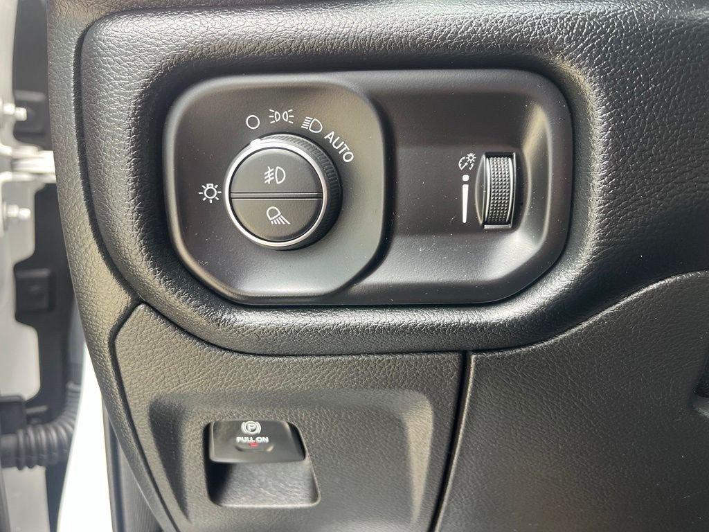Used 2020 RAM 1500 Rebel AWD/4WD image 36