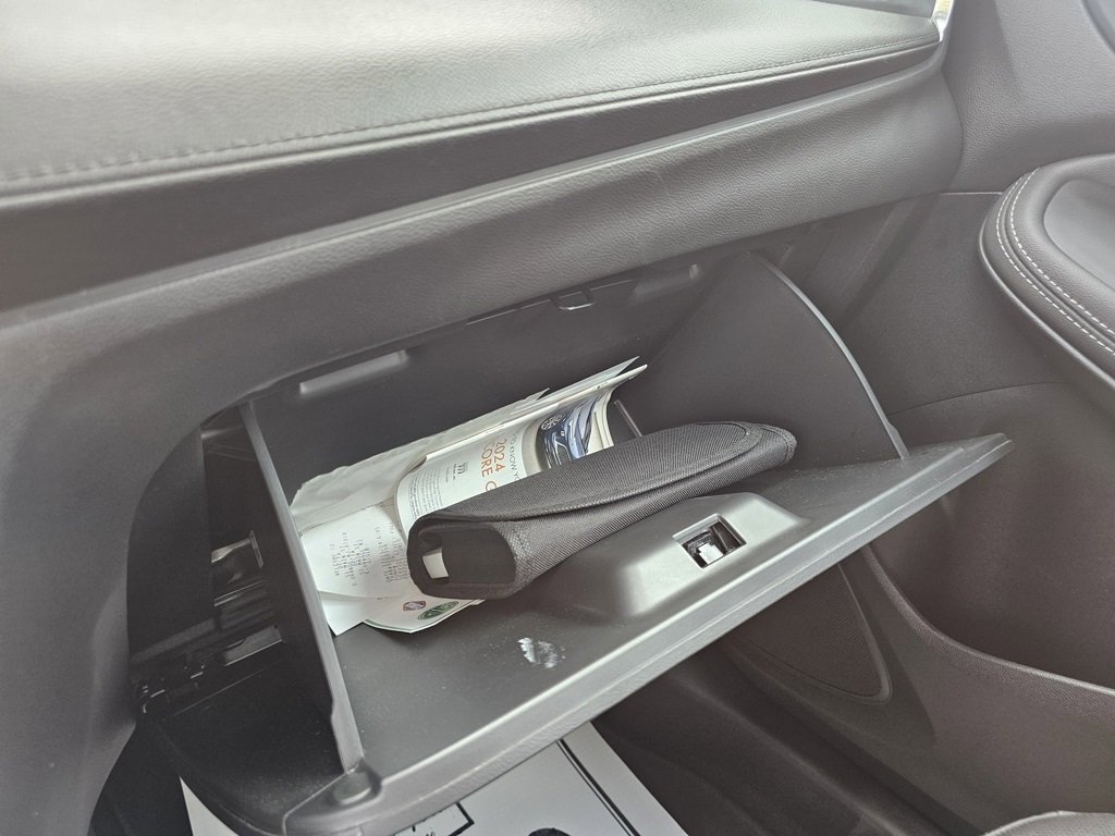 Used 2024 Buick Encore GX Sport Touring image 38