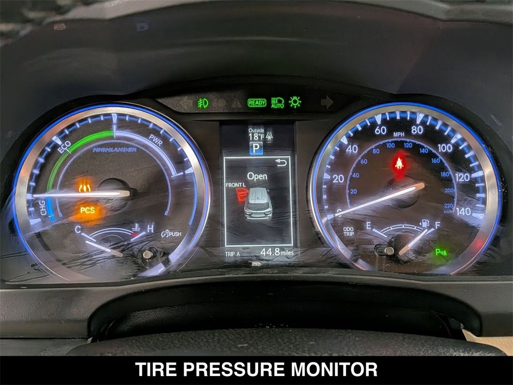 Used 2014 Toyota Highlander Limited Platinum image 16