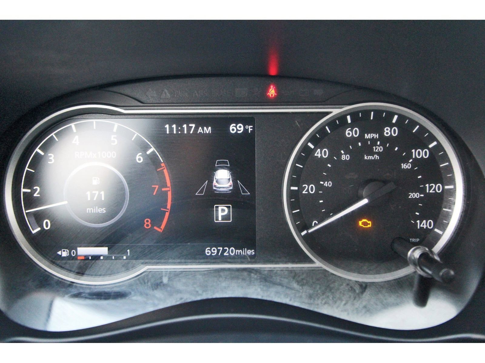 Used 2019 Nissan Kicks SV image 14