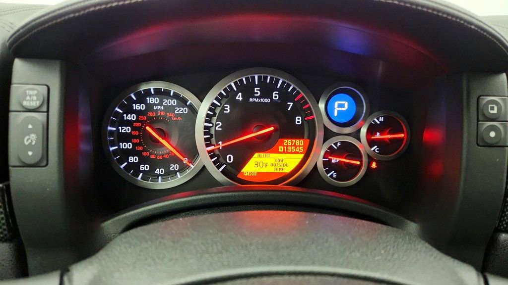 Used 2010 Nissan GT-R Premium image 15