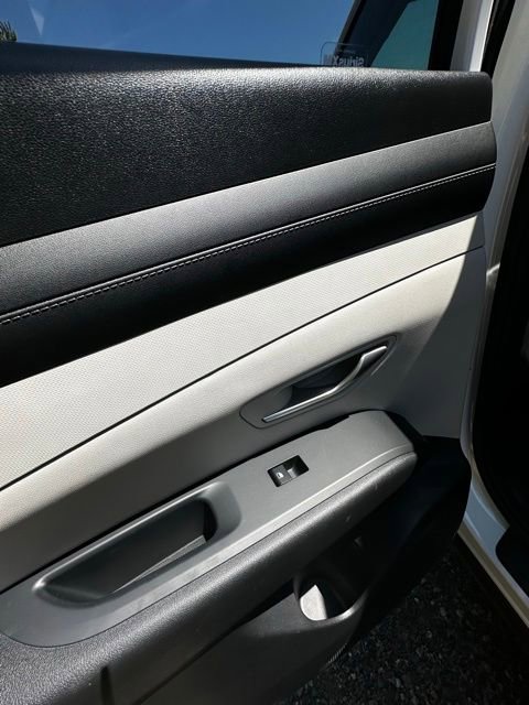 Certified 2025 Hyundai Tucson SEL AWD/4WD image 3