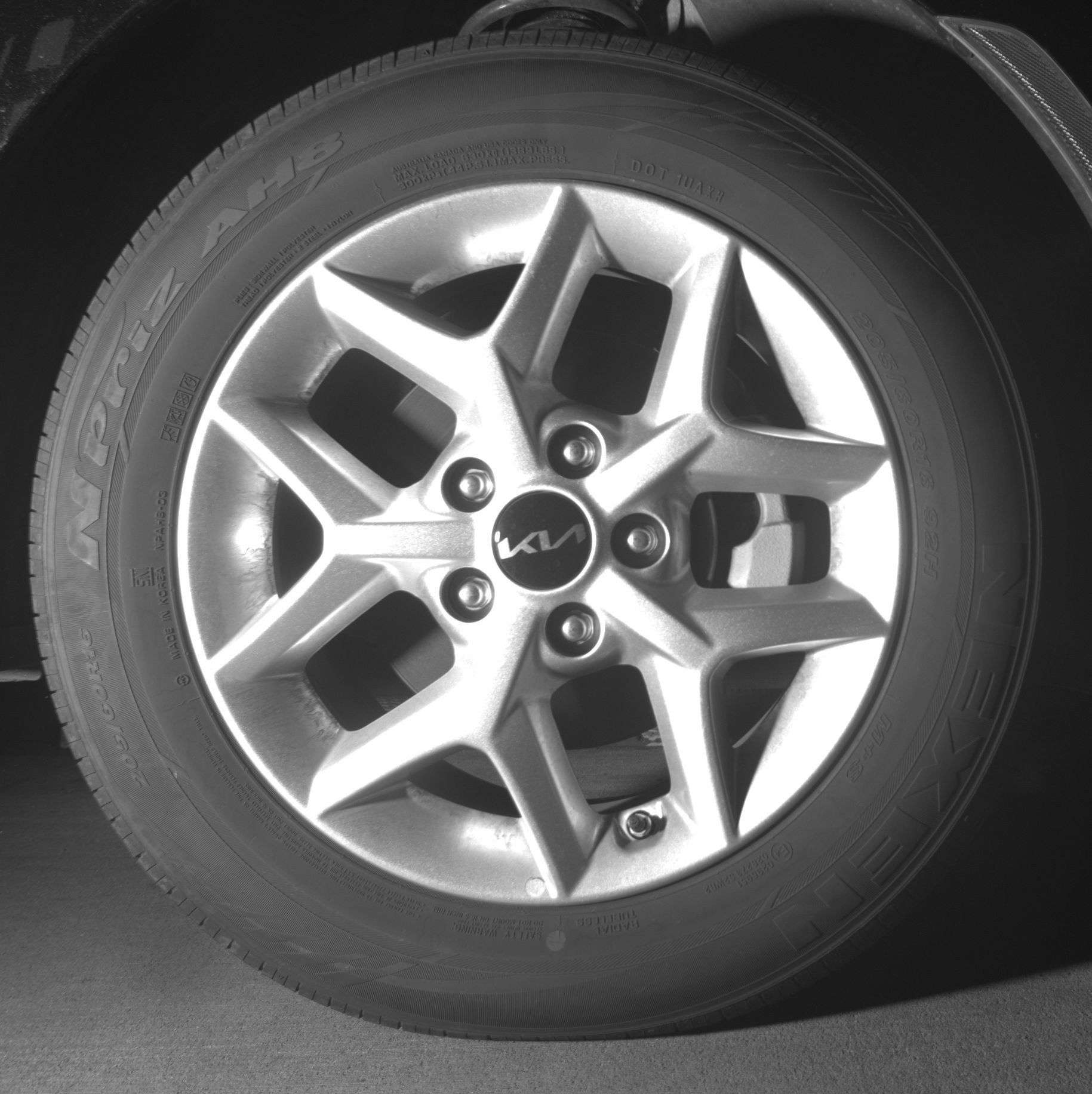Used 2025 Kia Soul LX w/ LX Technology Package FWD image 13