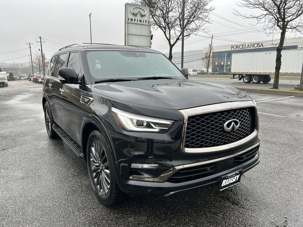 Certified 2024 INFINITI QX80 Sensory image 2