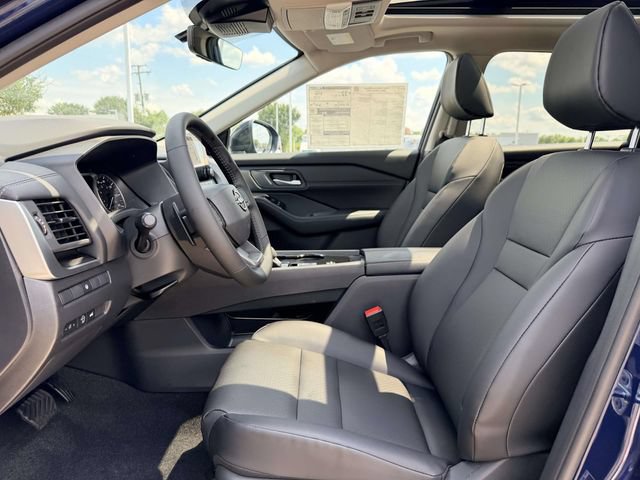 New 2026 Nissan Rogue Dark Armor FWD image 16