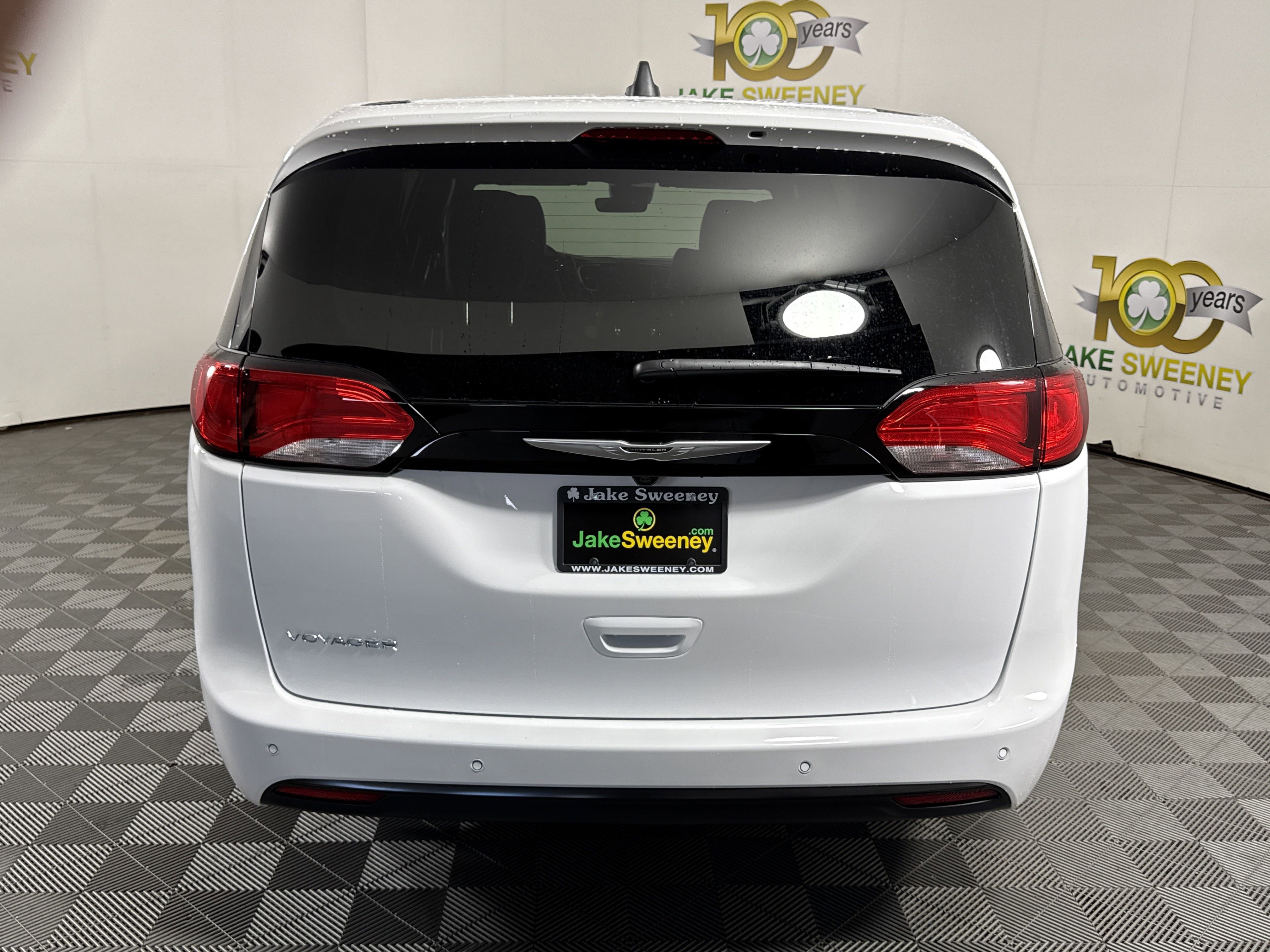 New 2026 Chrysler Voyager LX image 7
