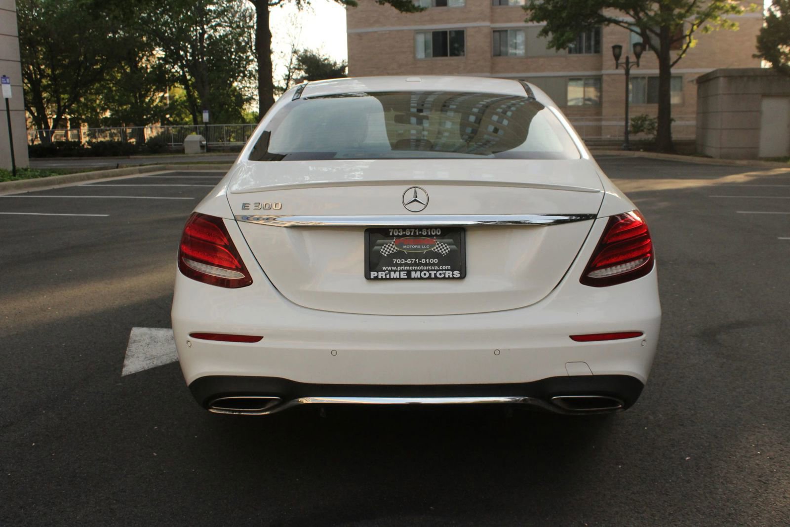 Used 2017 Mercedes-Benz E 300 image 8