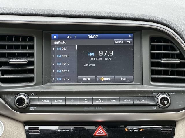 Used 2020 Hyundai Elantra Value Edition FWD image 8