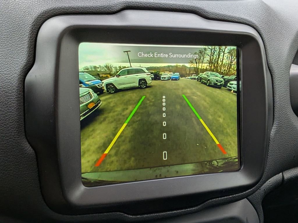 Used 2023 Jeep Renegade Latitude w/ Sun/Sound Group image 18