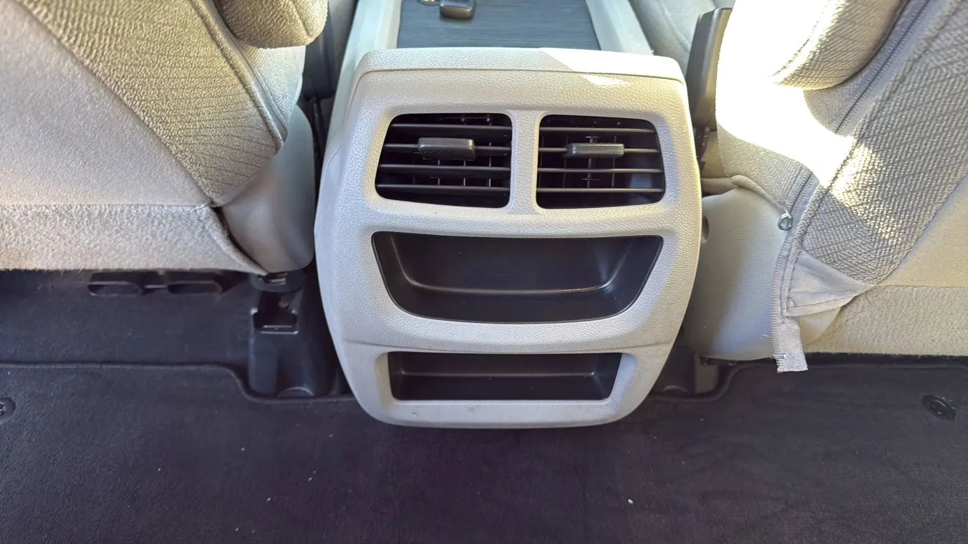 Used 2018 Honda Pilot LX image 30