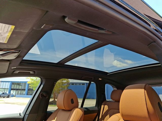 Used 2023 BMW X5 xDrive40i w/ Premium Package AWD/4WD image 17
