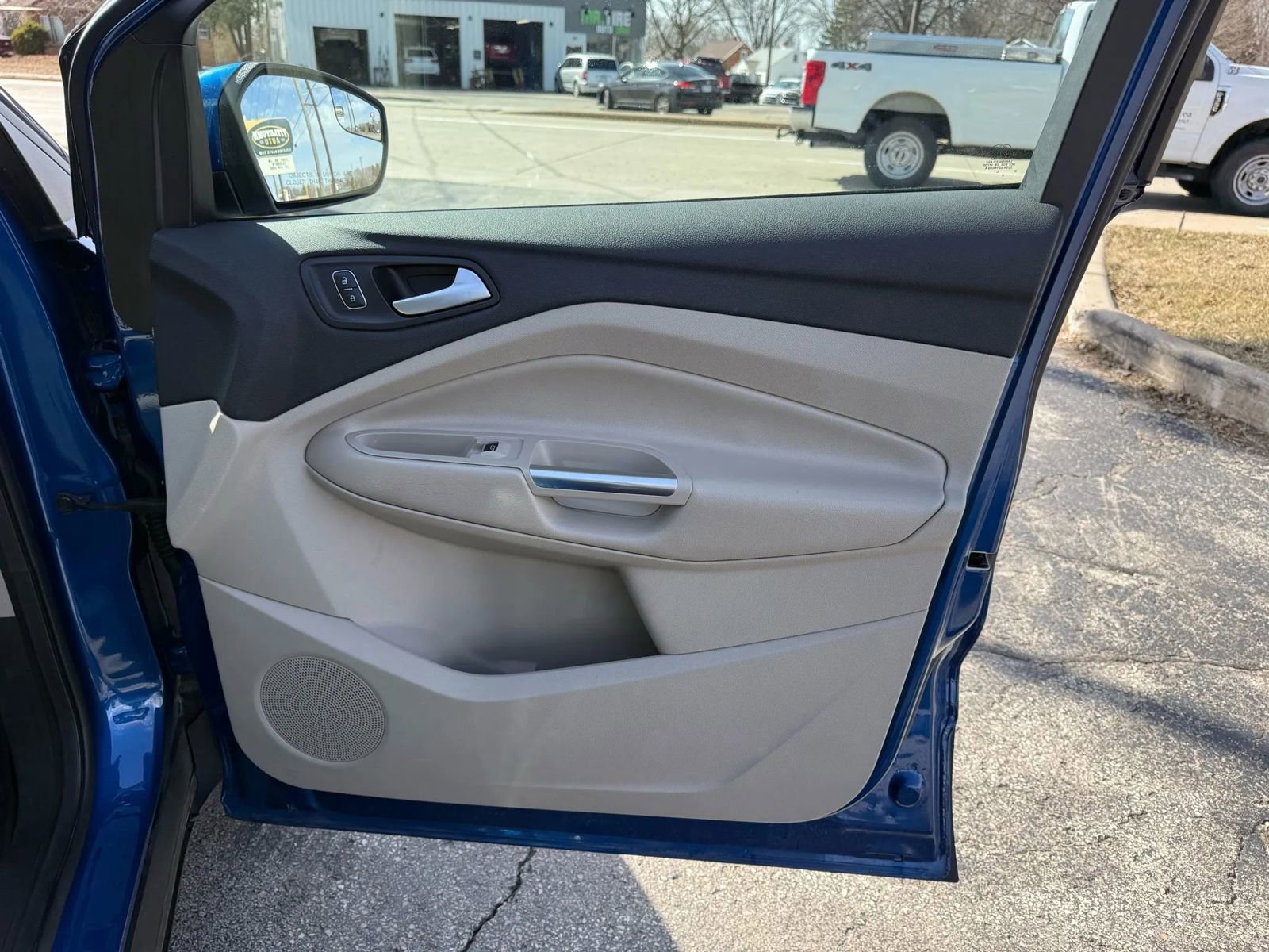 Used 2019 Ford Escape SE AWD/4WD image 18