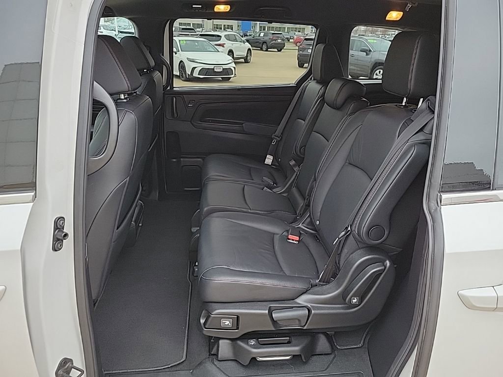 Used 2025 Honda Odyssey Sport-L image 12