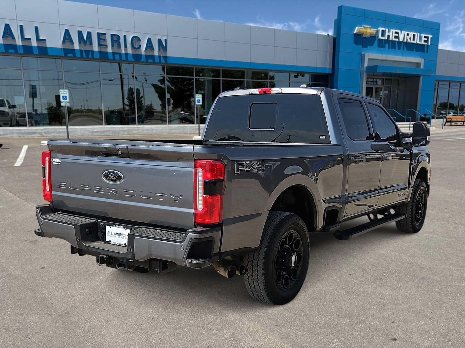 Used 2025 Ford F250 XLT w/ Black Appearance Package AWD/4WD image 8