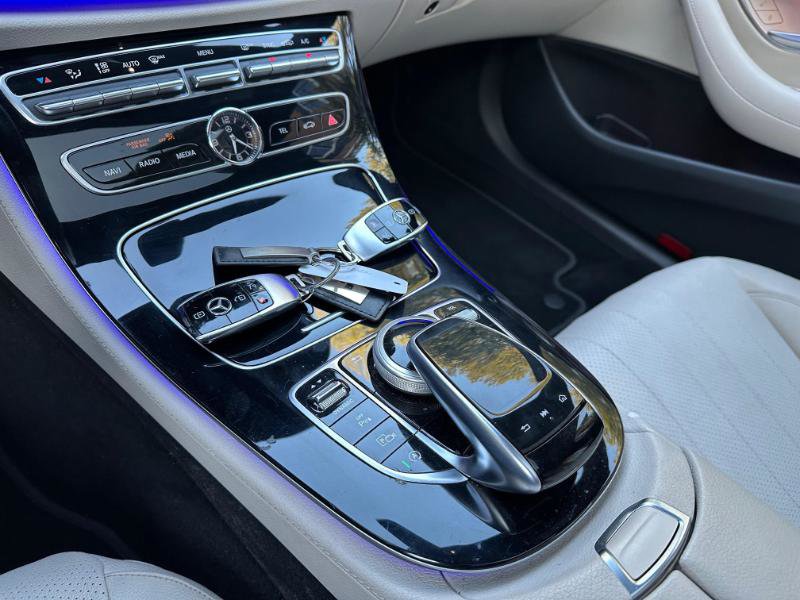 Used 2018 Mercedes-Benz E 300 image 30