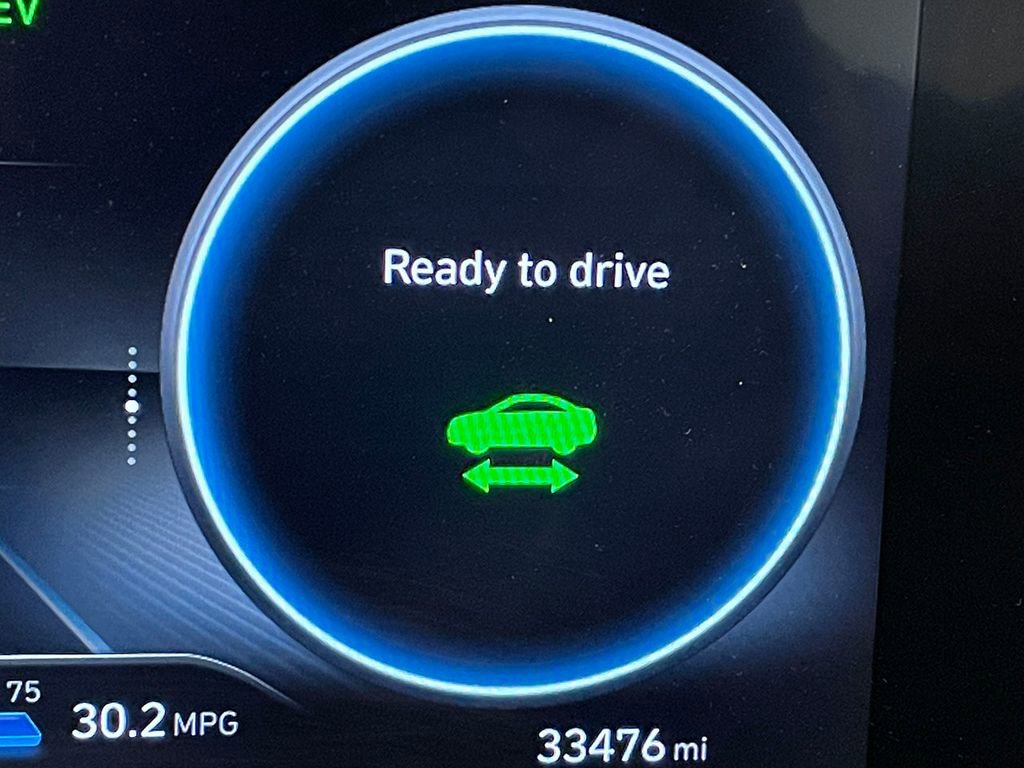 Used 2023 Hyundai Elantra Limited image 6