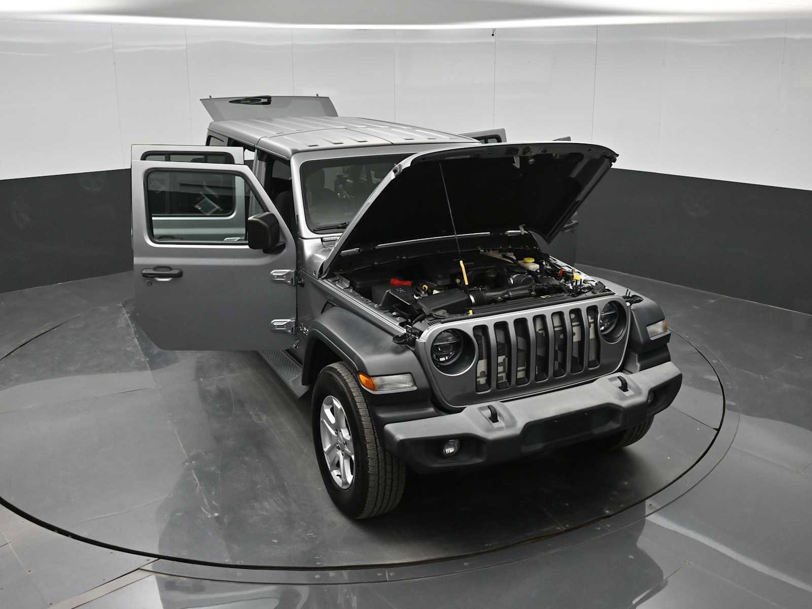 Used 2018 Jeep Wrangler Unlimited Sport S AWD/4WD image 40