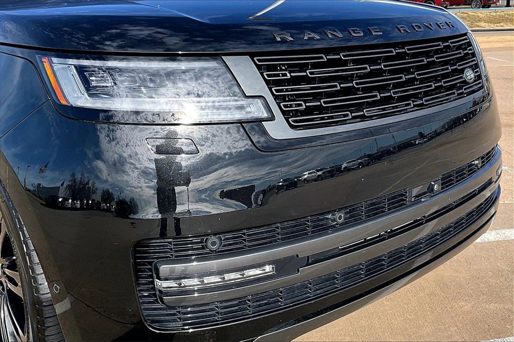 Used 2023 Land Rover Range Rover First Edition image 29