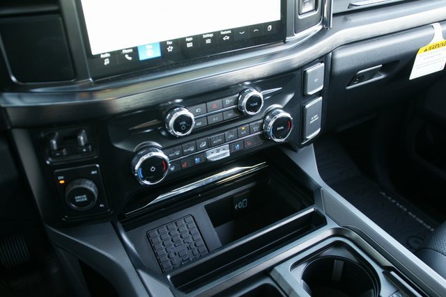 New 2026 Ford F250 Lariat image 28