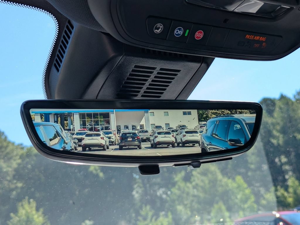 New 2026 Chevrolet Equinox LT w/ Safety and Technology Package FWD image 23