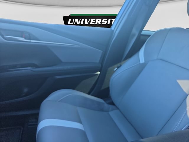 Used 2025 Toyota Camry SE w/ Convenience Package FWD image 12