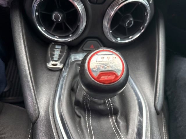 Used 2019 Chevrolet Camaro SS RWD image 10