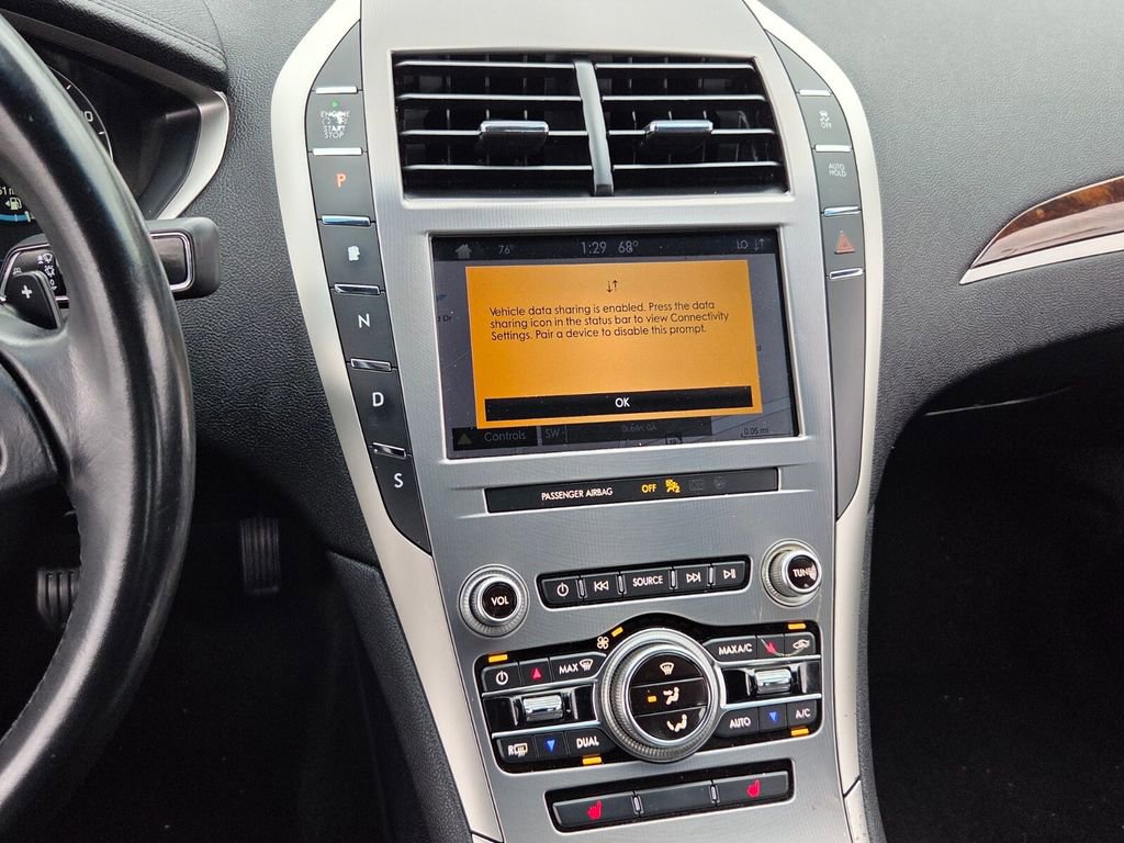 Used 2019 Lincoln MKZ Reserve image 16