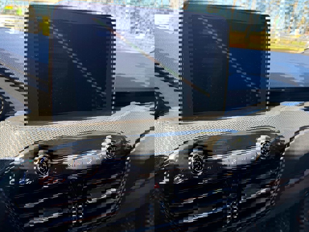 Used 2024 Ford Escape ST-Line w/ Cold Weather Package image 15