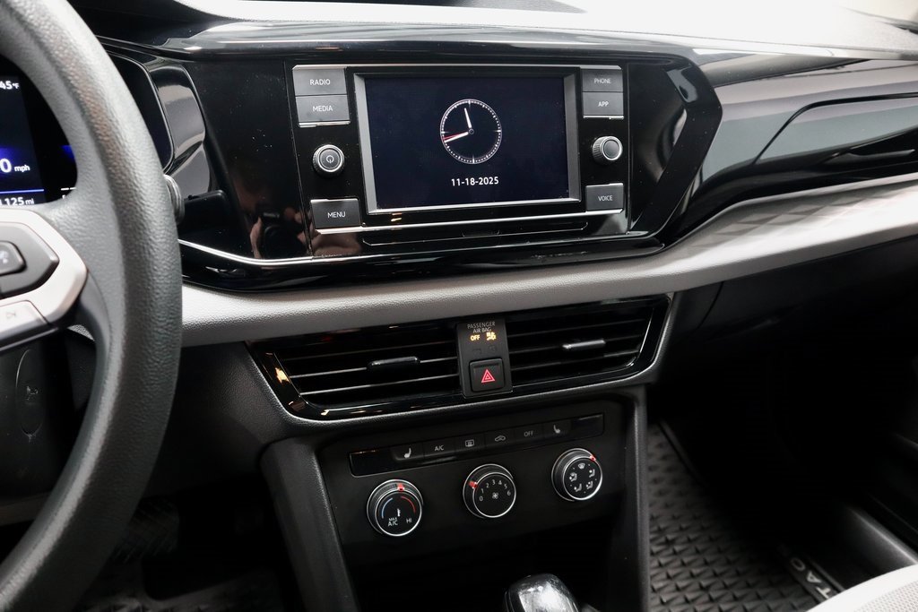 Used 2022 Volkswagen Taos S image 32